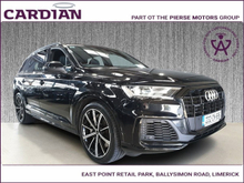 Audi Q7 Q7 3.0TFSI BLK ED 55 Q 381PS 5