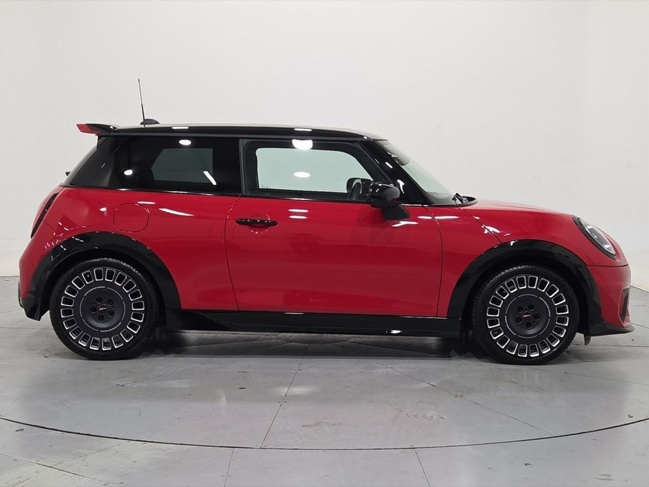 2026 MINI Hatch 2L Petrol For Sale Images