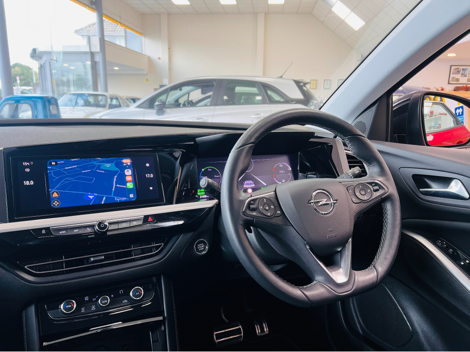 2024 Opel Grandland 1.6L Petrol Plug-in Hybrid For Sale Images