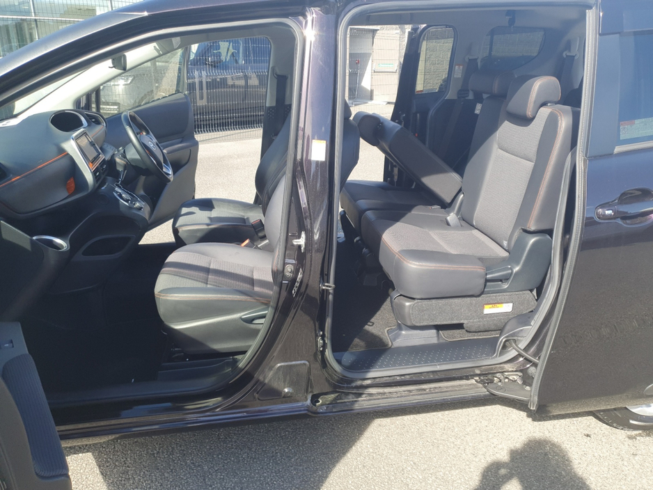 Toyota Sienta 1.5 Petrol Auto — thumbnail 13