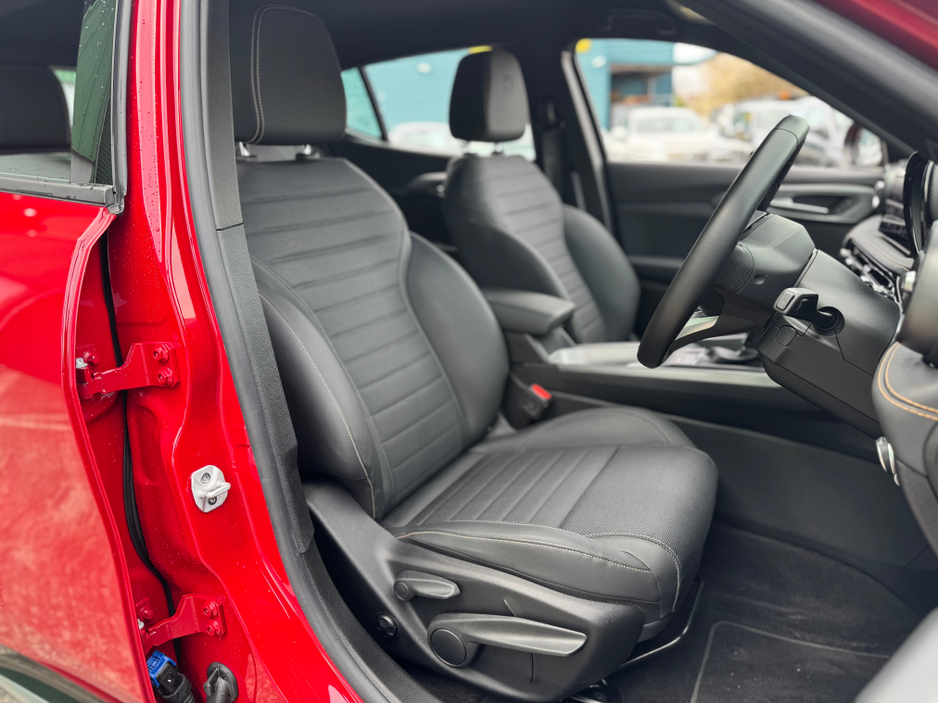 2023 Alfa Romeo Tonale 1.5L Petrol Hybrid For Sale Images