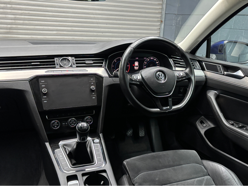 2019 Volkswagen Passat 2L Diesel For Sale Images