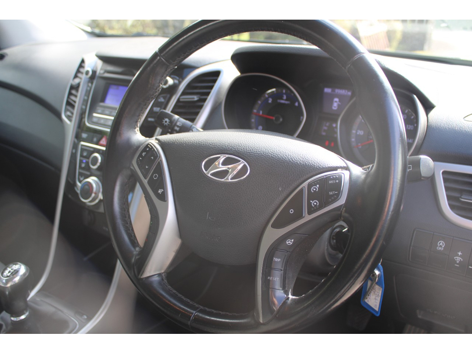 2016 Hyundai i30 1.6L Diesel For Sale Images