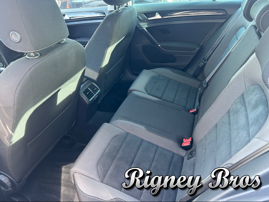 2018 Volkswagen Golf 2L Diesel For Sale Images