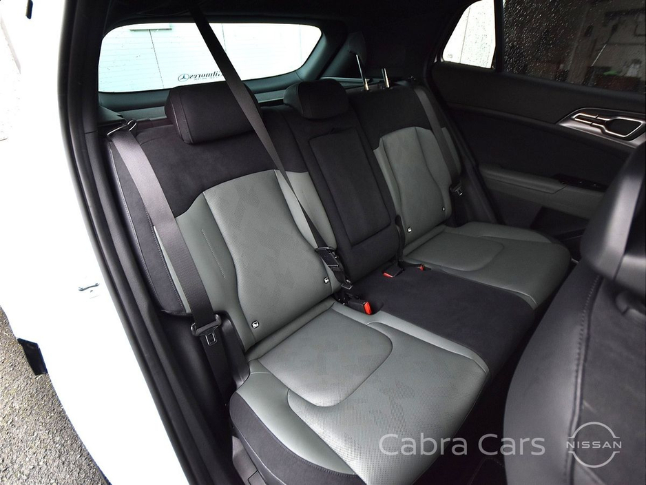 2025 Kia Sportage 1.6L Petrol Plug-in Hybrid For Sale Images