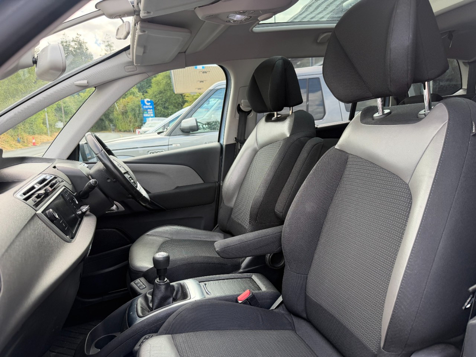 2015 Citroen Grand C4 Picasso 1.6L Diesel For Sale Images