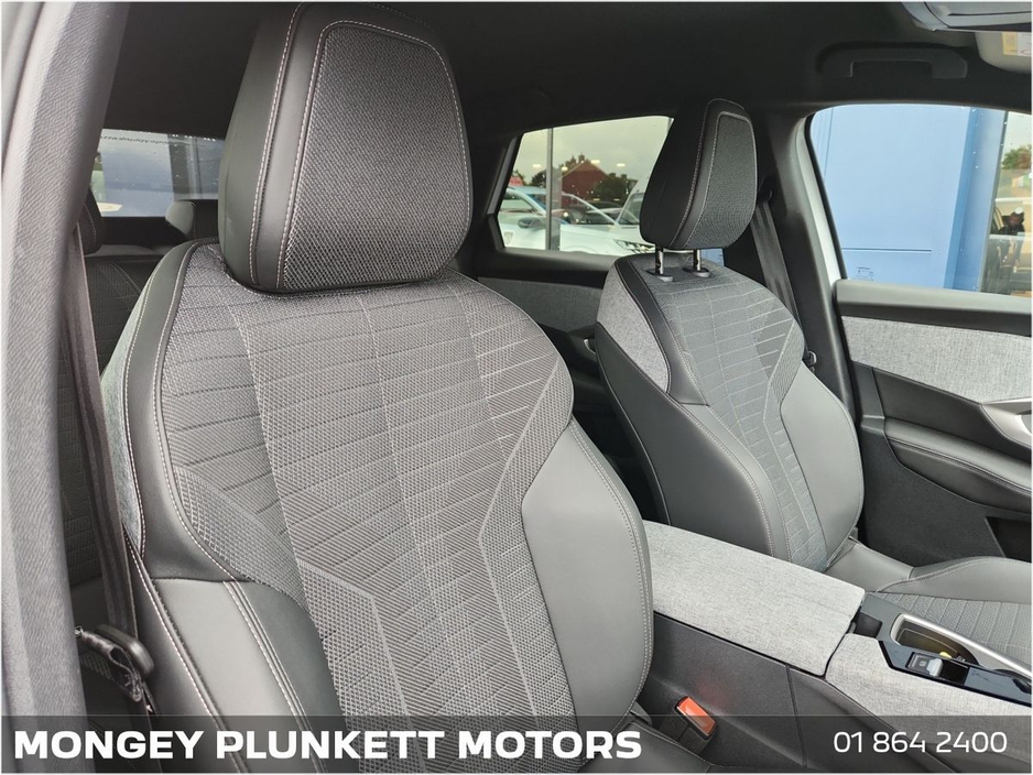 2025 Peugeot 3008 1.2L Petrol For Sale Images