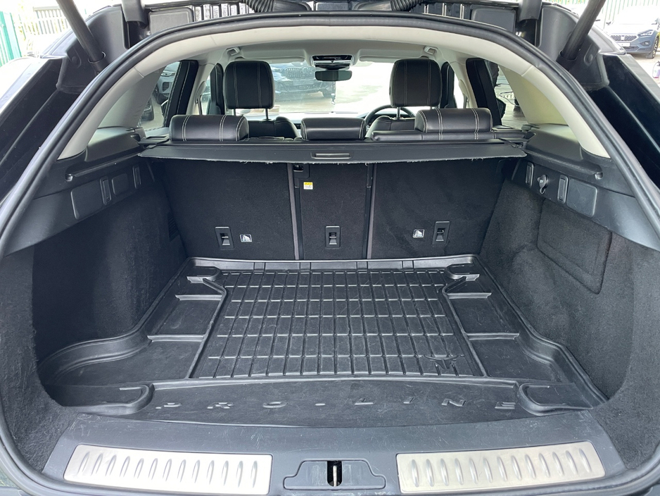 2018 Land Rover Range Rover Velar 2L Diesel For Sale Images