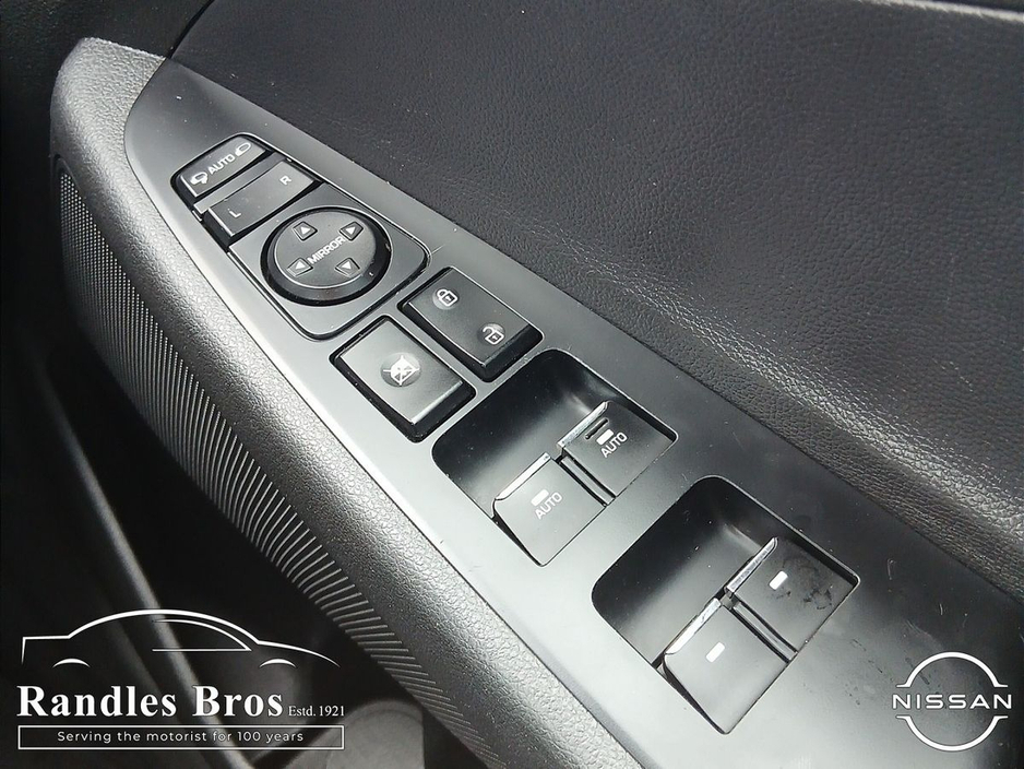 Hyundai Tucson 2WD Executive Plus — thumbnail 22