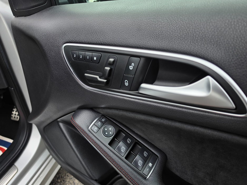 2013 Mercedes-Benz A Class 1.6L Petrol For Sale Images