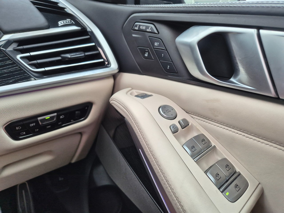 2021 BMW X7 3L Diesel For Sale Images