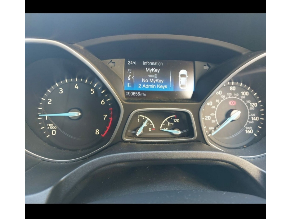 Ford Focus 1.0 ZETEC ECOBOOST 100PS 5DR T — thumbnail 10
