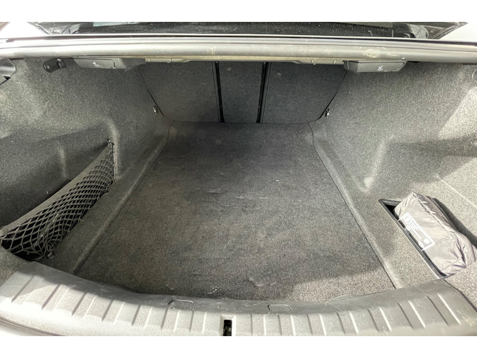2024 BMW 3 Series 2L Diesel For Sale Images
