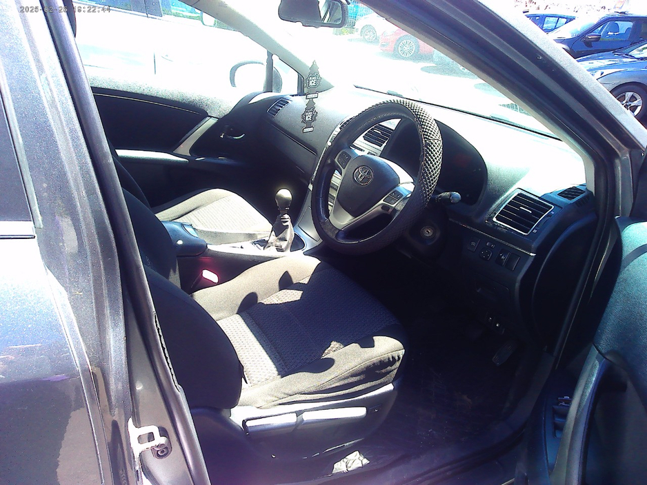 2012 Toyota Avensis 2L Diesel For Sale Images