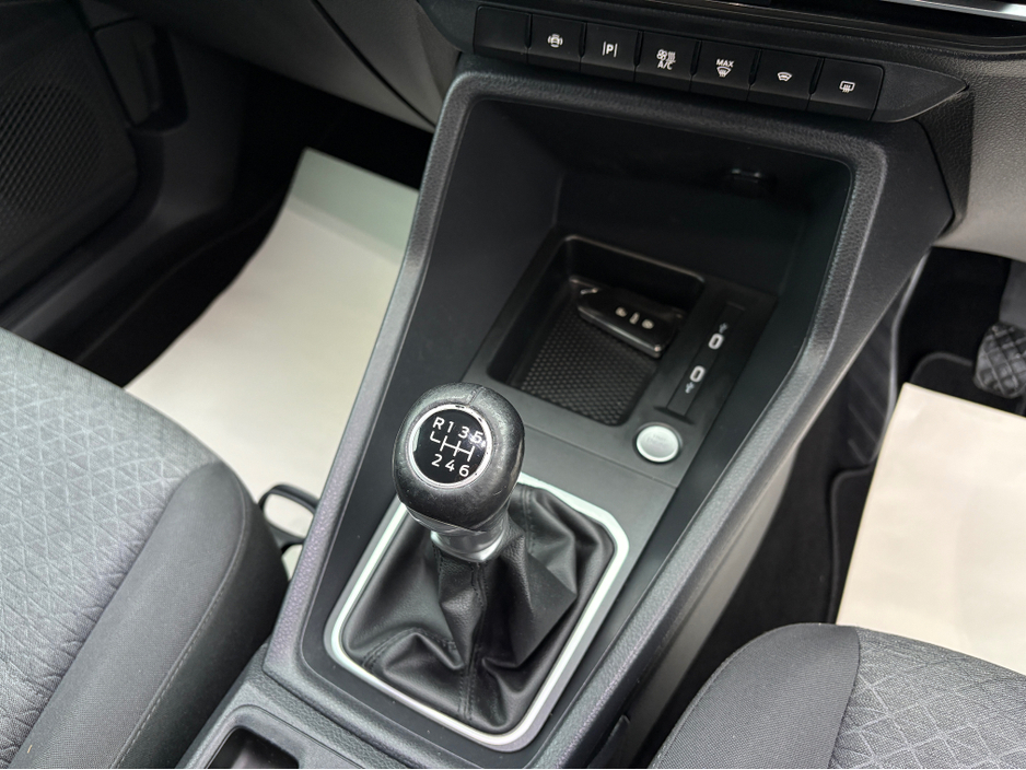 2022 Ford Grand Tourneo Connect 2L Diesel For Sale Images