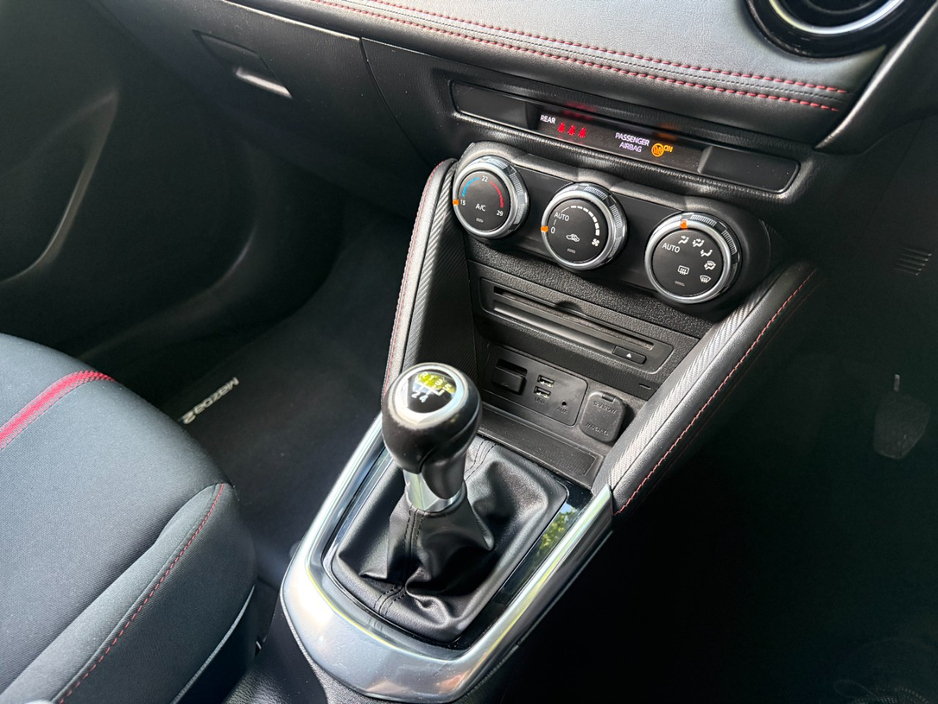 2016 Mazda Mazda2 1.5L Petrol For Sale Images