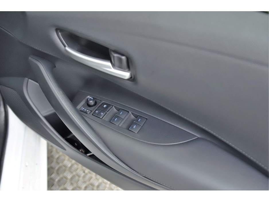Toyota Corolla 1.8 HYBRID SPORT *HALF LEATHER SPORT SEATS*ANDROID CAR PLAYER*REVERSE CAM* — thumbnail 24