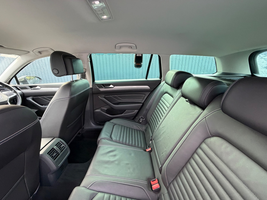2022 Volkswagen Passat 1.4L Hybrid For Sale Images