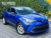 Toyota C-HR 1.8 HYBRID AUTO // ADAPTIVE CRUISE CONTROL // 17" ALLOYS // BLUETOOTH MUSIC
