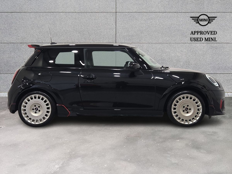 2026 MINI Hatch 2L Petrol For Sale Images