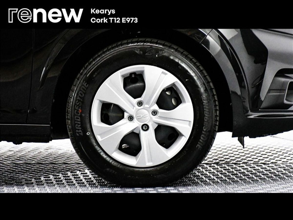 Dacia Sandero Essential TCe 90 5Sp NBI — thumbnail 9