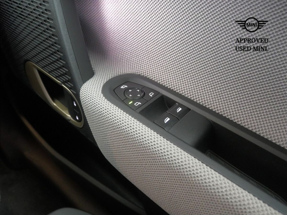 2025 MINI Hatch ElectricL Electric For Sale Images