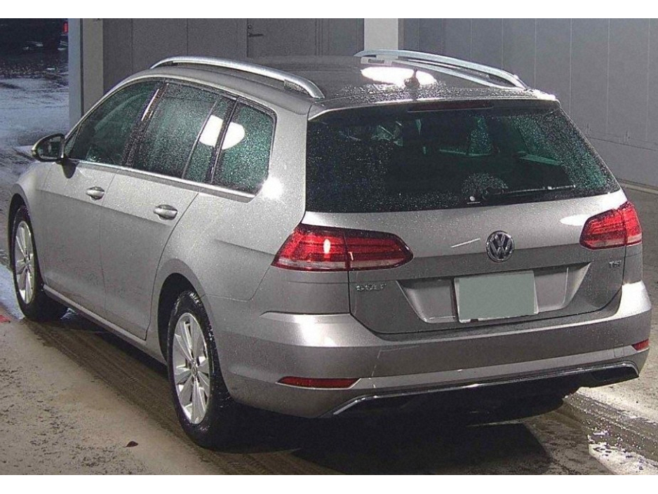 Volkswagen Golf 1.2 TSI Comfortline Estate Petrol Auto — thumbnail 3