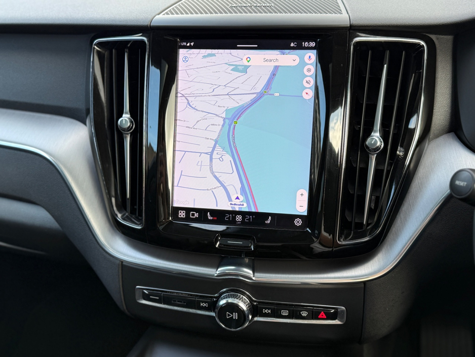 2022 Volvo XC60 2L Diesel For Sale Images
