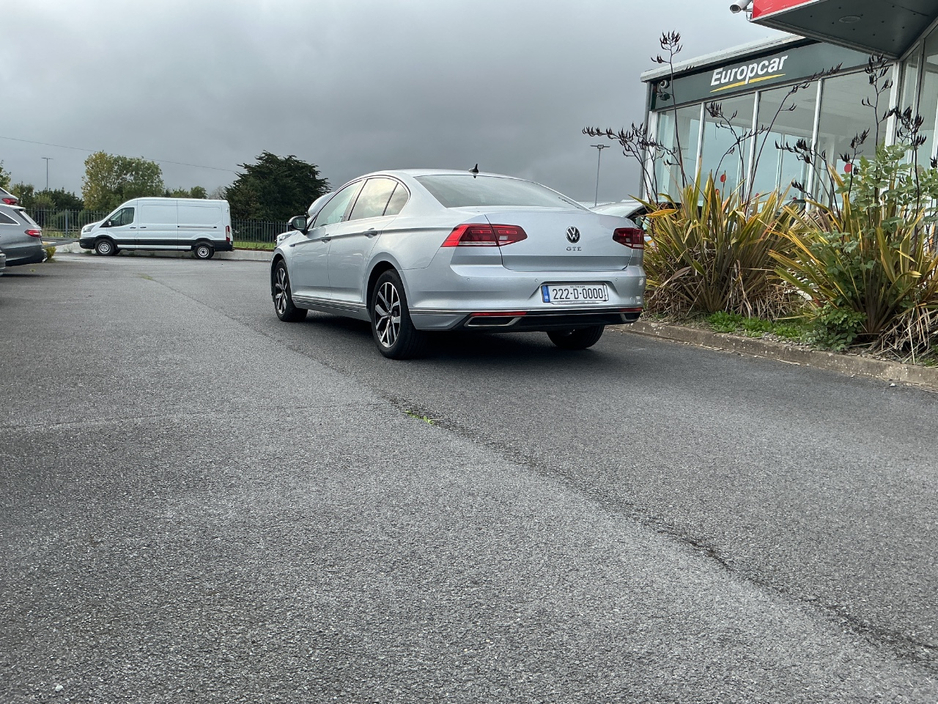 2022 Volkswagen Passat 1.4L Hybrid For Sale Images