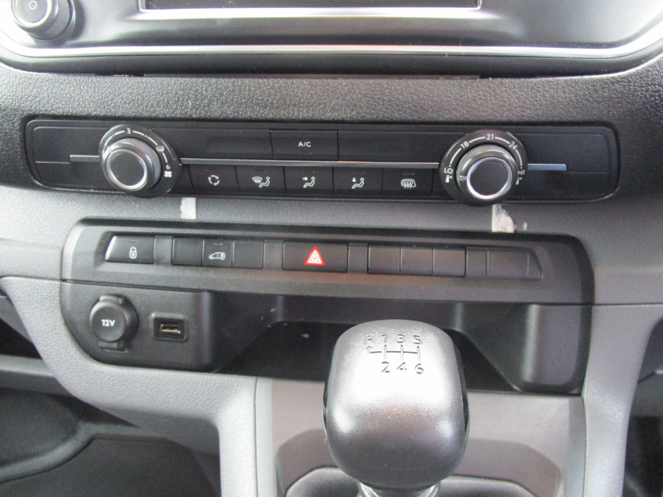 2022 Peugeot Expert 2L Diesel For Sale Images