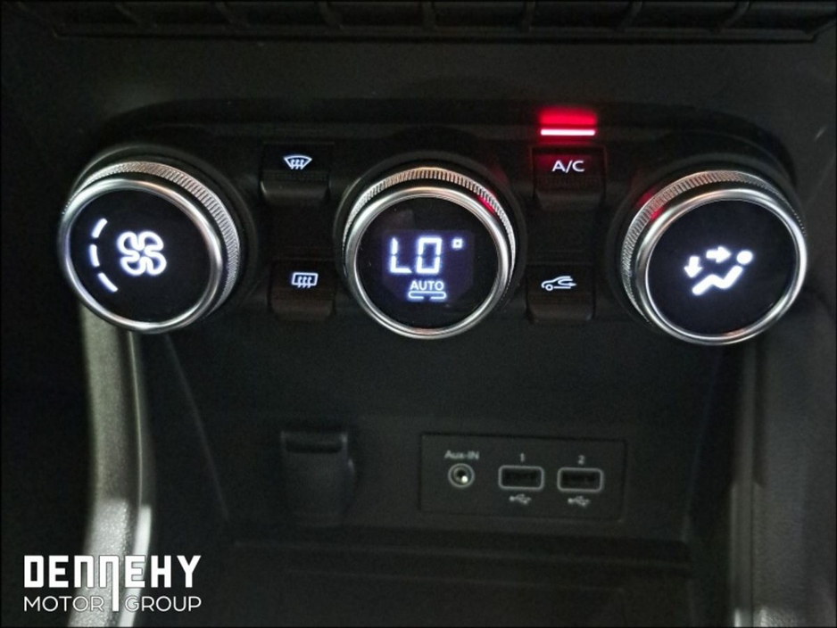 Renault Captur TCe 100 Iconic 64.98 Euro p/w — thumbnail 23