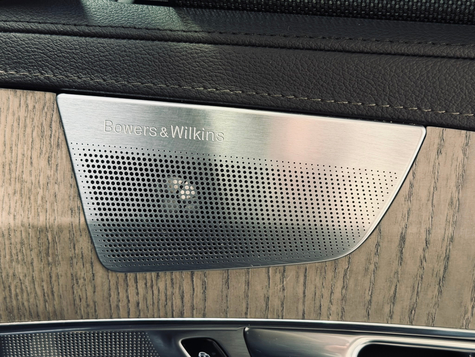 2022 Volvo XC90 2L Petrol Plug-in Hybrid For Sale Images