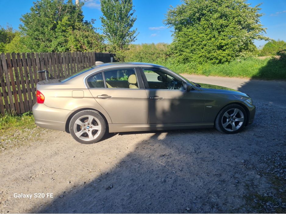 2011 BMW 3 Series 2.0L Diesel For Sale Images