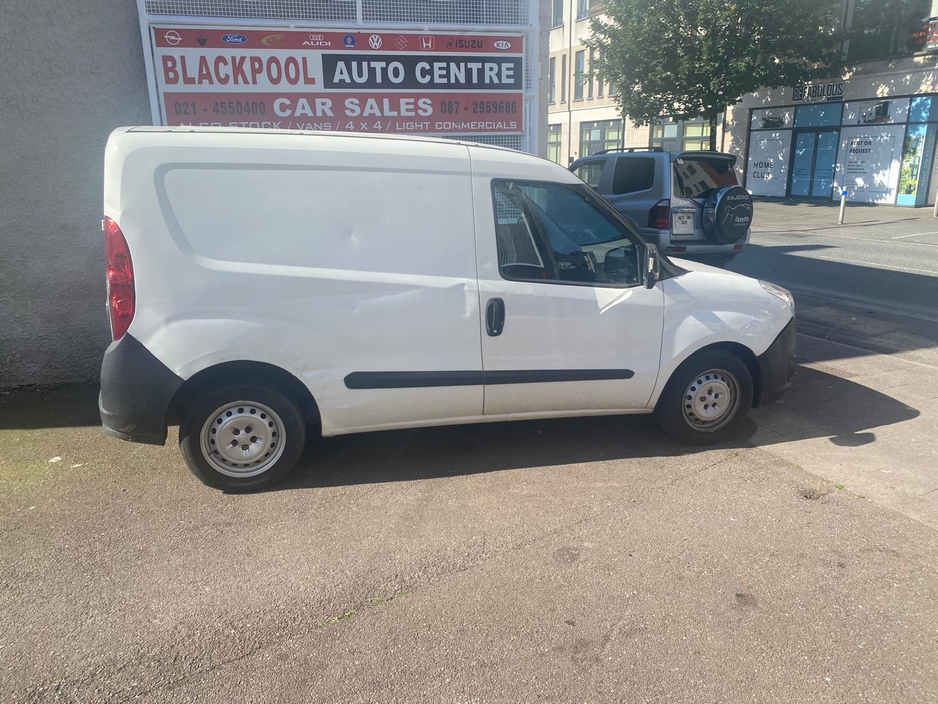 2015 Vauxhall Combo For Sale Images