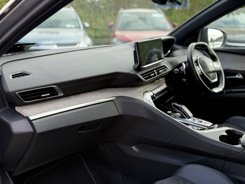 2021 Peugeot 5008 1.5L Diesel For Sale Images