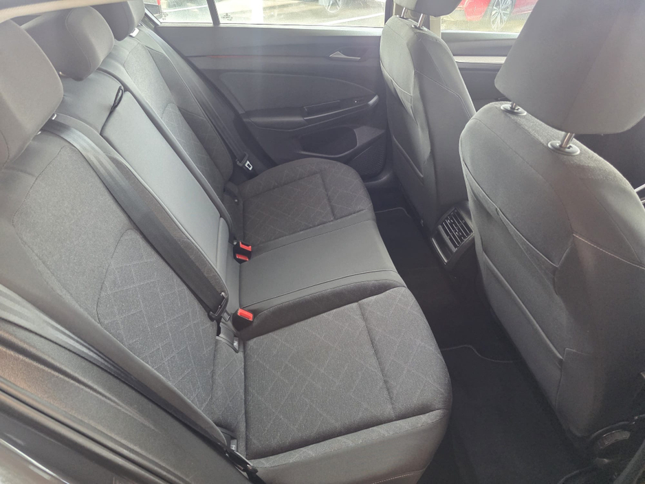 2023 Volkswagen Golf 1L Petrol For Sale Images