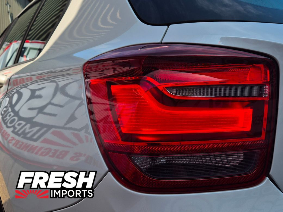 BMW 1 Series 116i SPORT AUTO — thumbnail 17