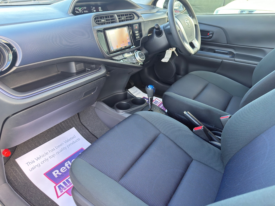 Toyota Aqua 1.5 Petrol Hybrid Automatic — thumbnail 14