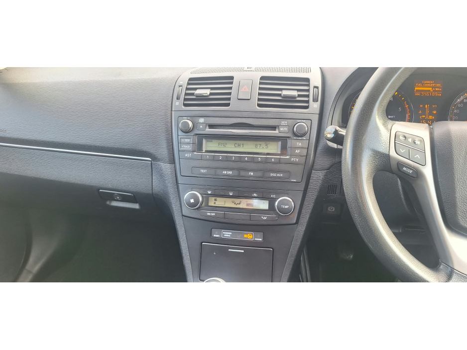 2011 Toyota Avensis 2L Diesel For Sale Images