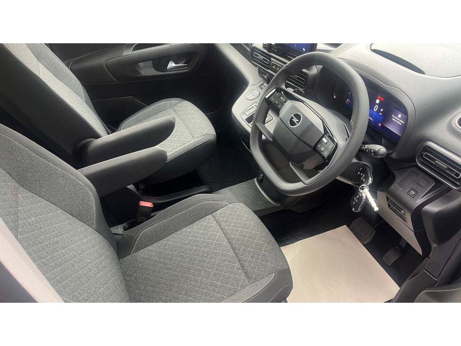 2026 Opel Combo Life 1.5L Diesel For Sale Images
