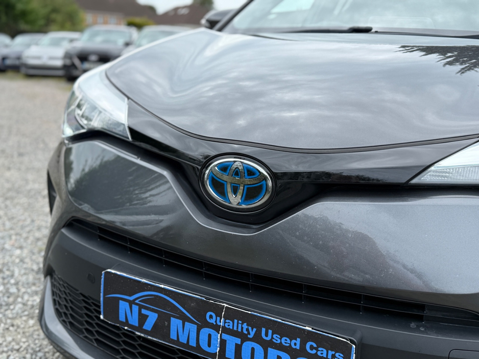 2020 Toyota C-HR 1.8L Petrol Hybrid For Sale Images