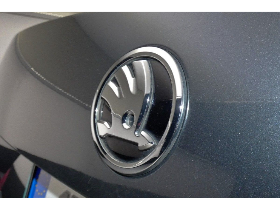 Skoda Octavia 1.0TSI STYLE 115BHP 6SPD *SAT NAV*CARPLAY*ANDROID AUTO*REVESE CAM* — thumbnail 27