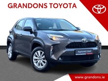Toyota Yaris Cross LUNA - GRANDONS