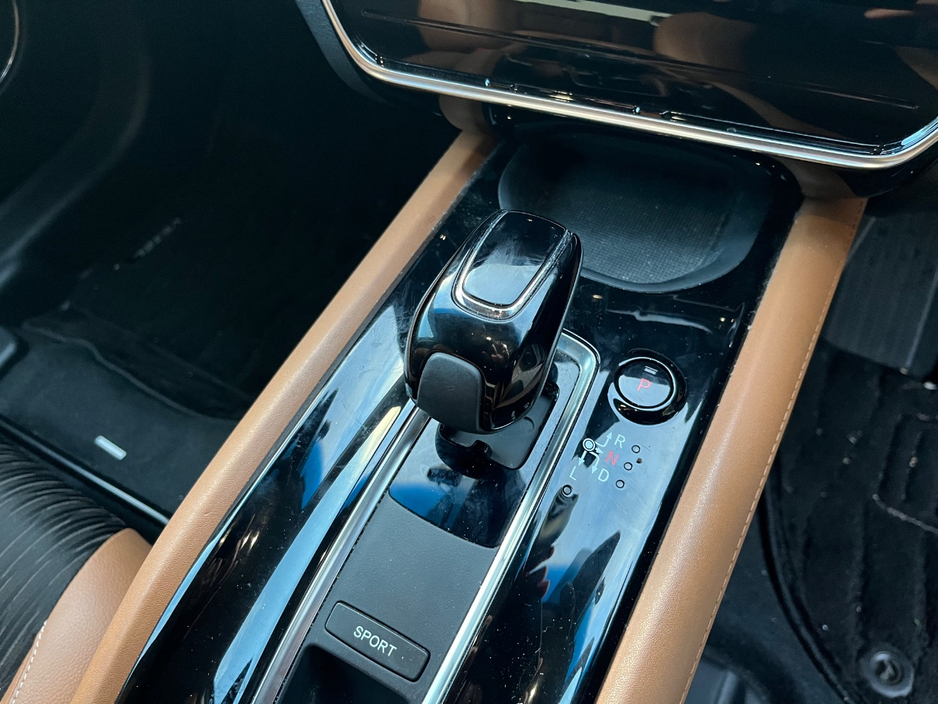 2020 Honda Vezel 1.5L Petrol Hybrid For Sale Images