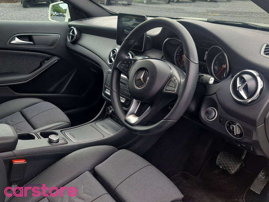 Mercedes-Benz GLA Class GLA 180 — thumbnail 12