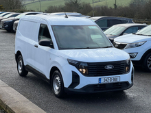 2024 Ford Transit Courier