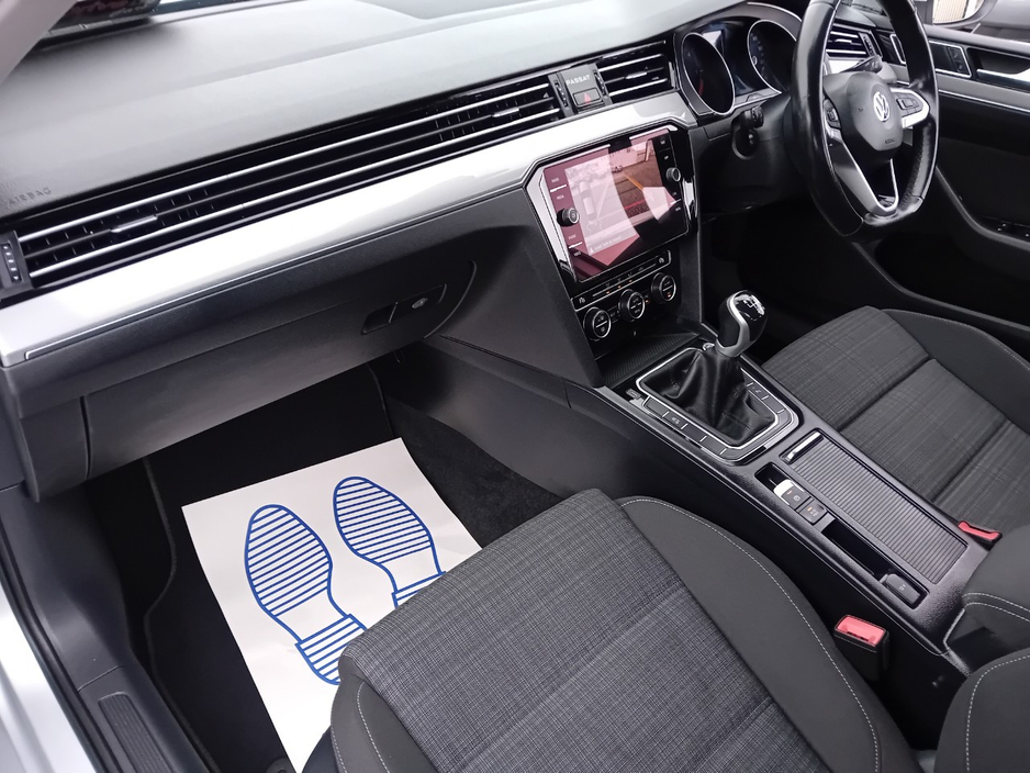 2021 Volkswagen Passat 2L Diesel For Sale Images