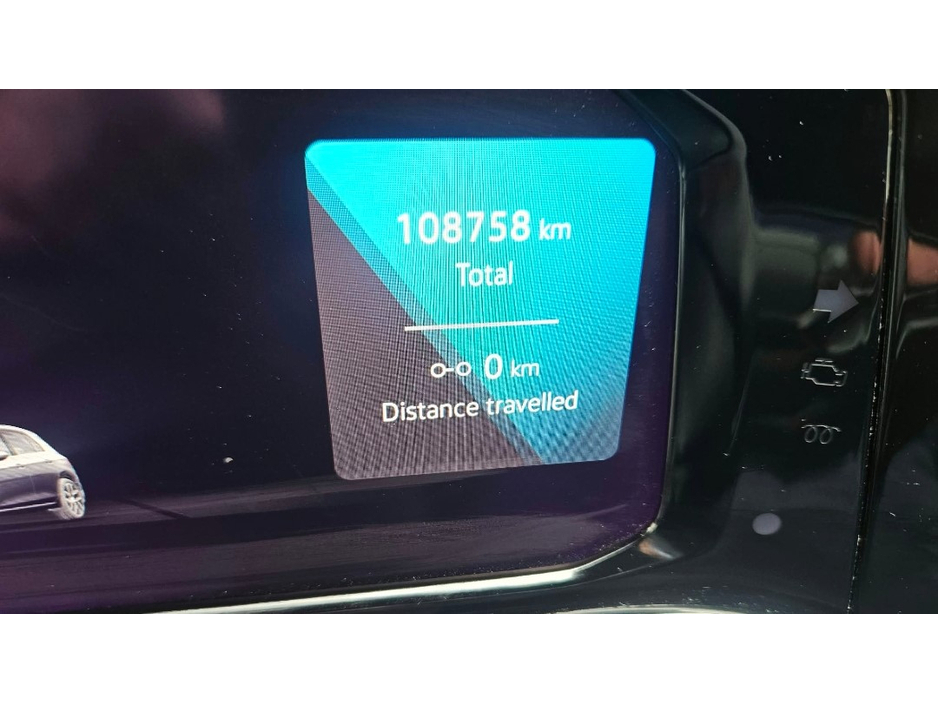 2021 Volkswagen Golf 2L Diesel For Sale Images