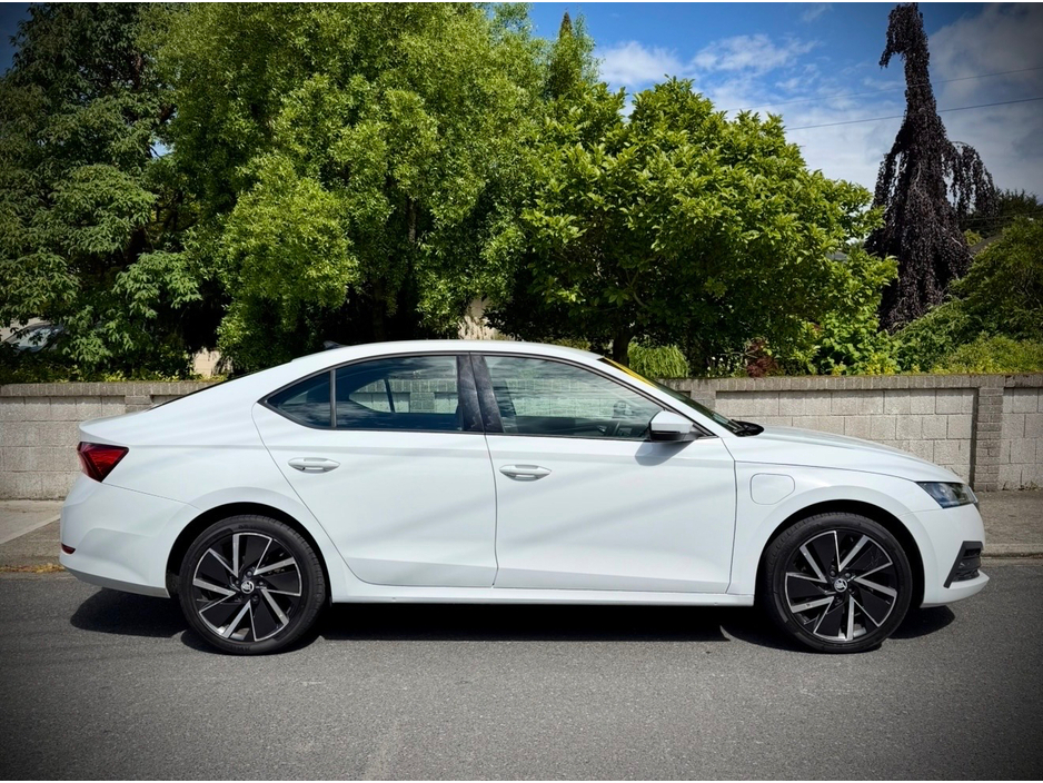 2021 Skoda Octavia 1.4L Petrol Plug-in Hybrid For Sale Images