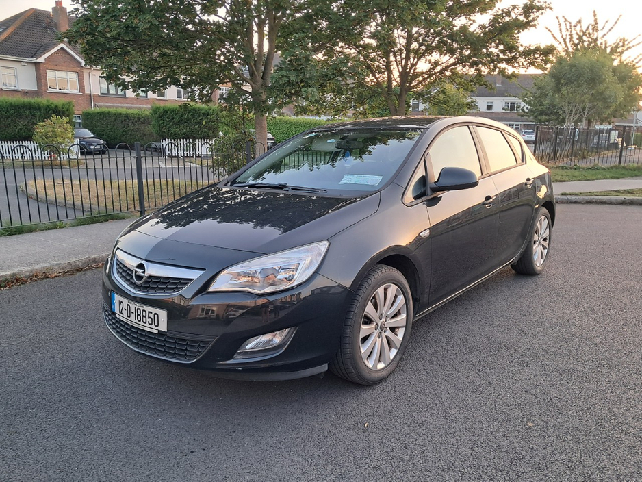 Opel Astra SC 1.4 I 100PS 5DR 4DR